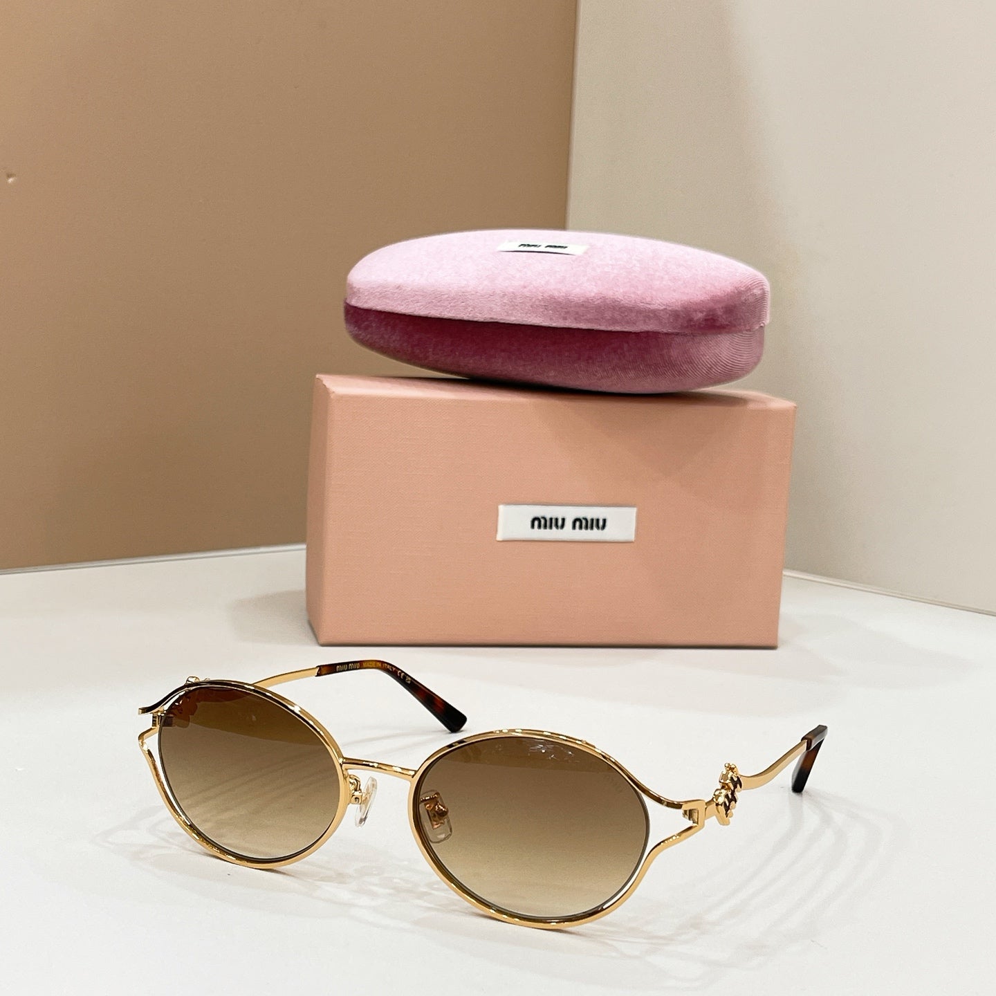 Miu Miu SMU 73W Sunglasses