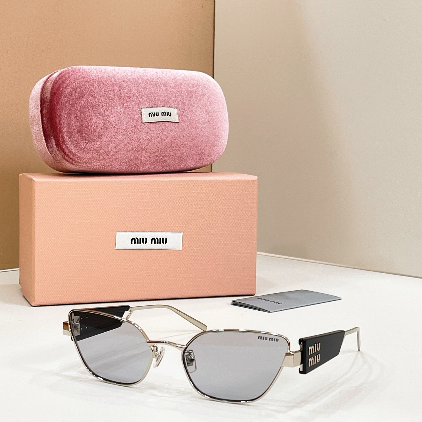 Miu Miu SMU 65WS Sunglasses