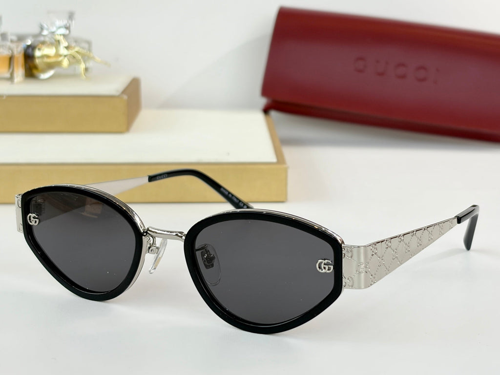 Gucci GG2034SK Sunglasses