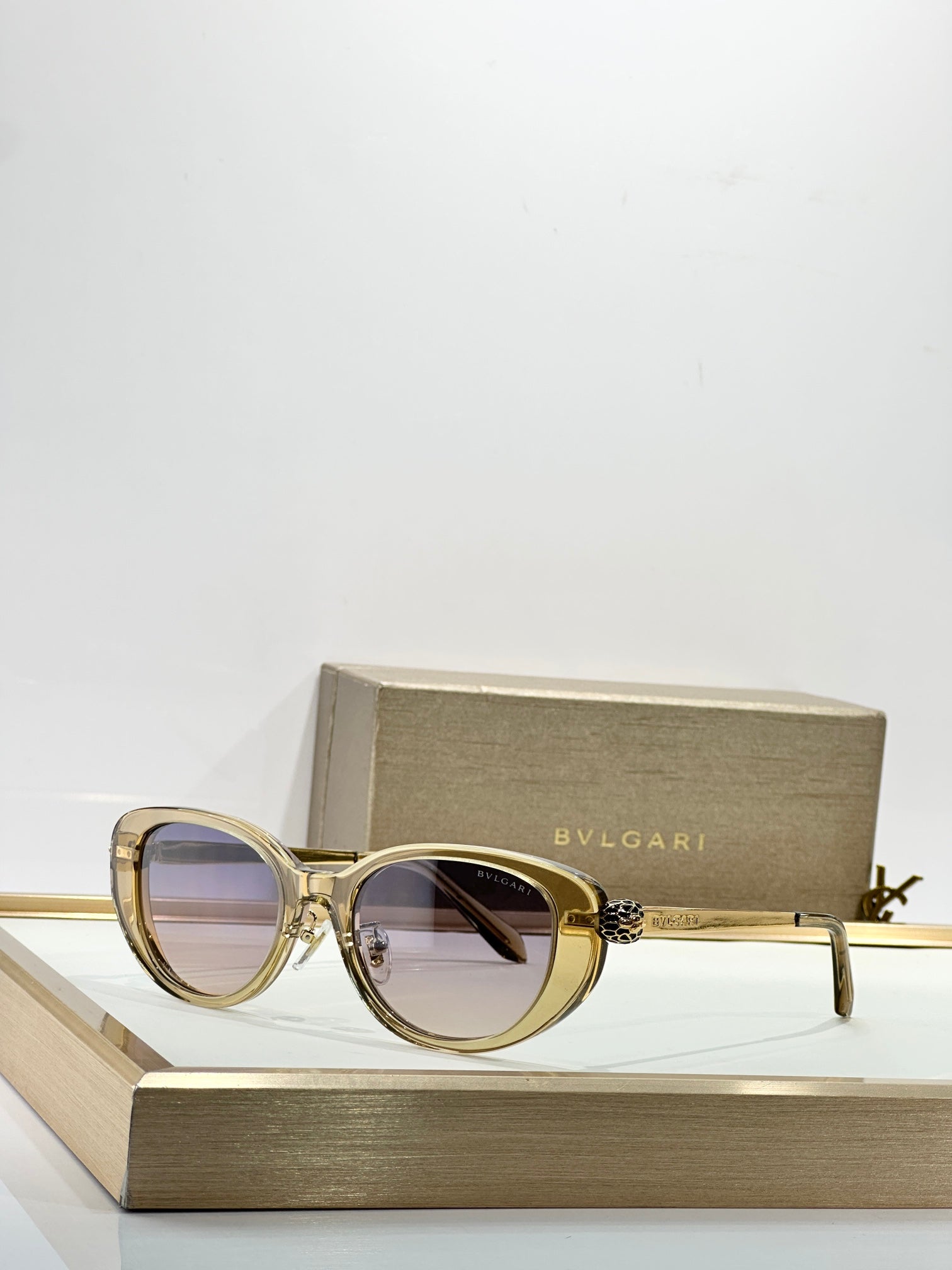 Bvlgari BV40067I Sunglasses