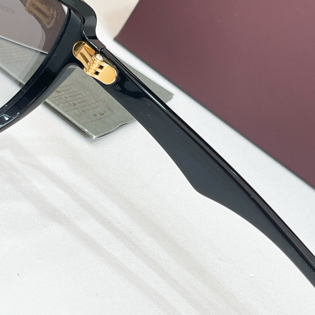 Tom Ford FT 1182 Sunglasses