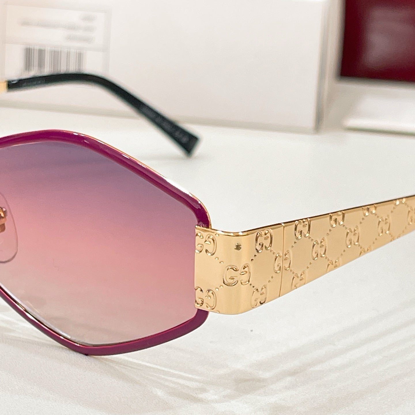 Gucci GG2032SK Sunglasses