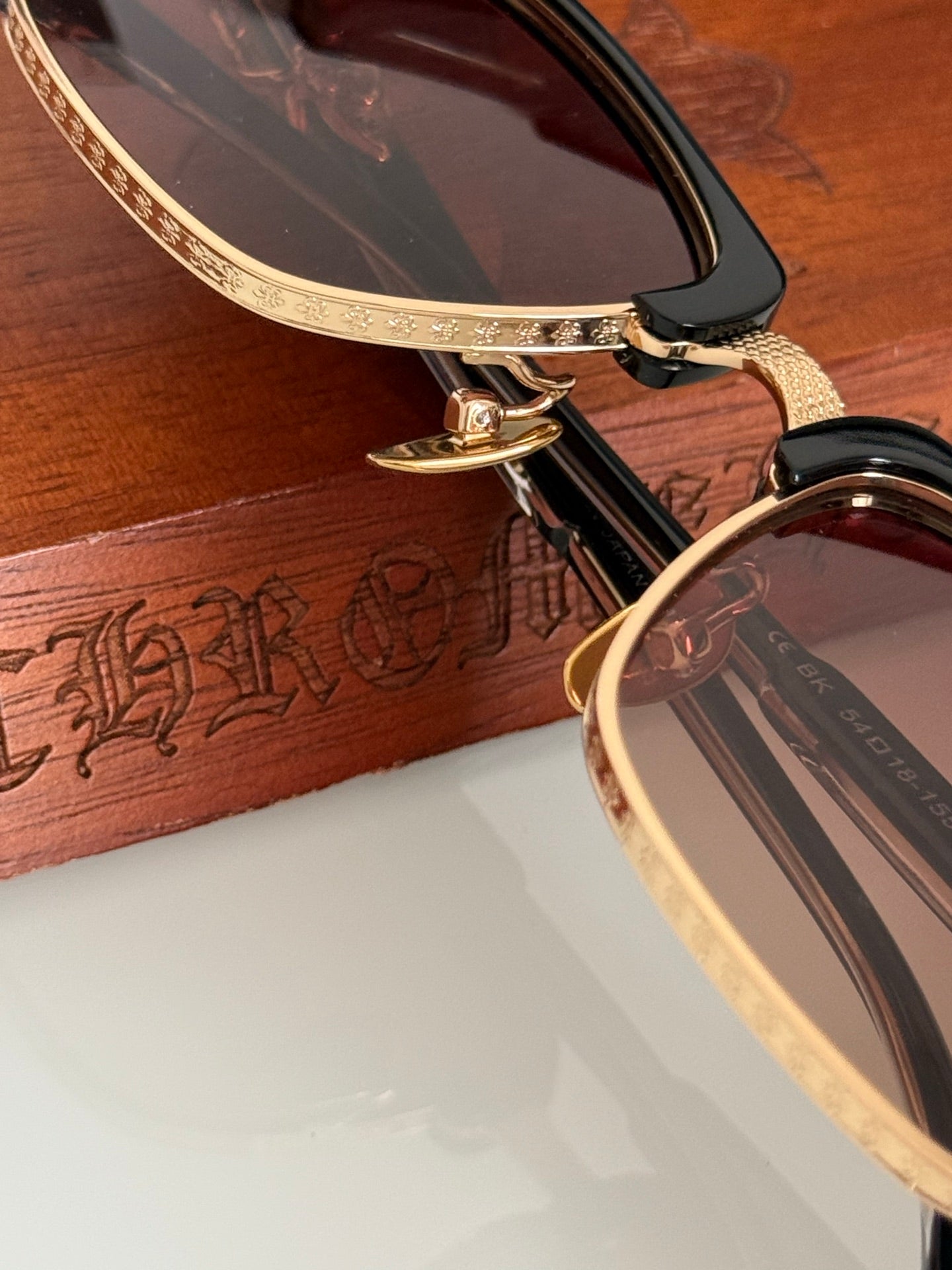 Chrome Hearts CH8206 Sunglasses